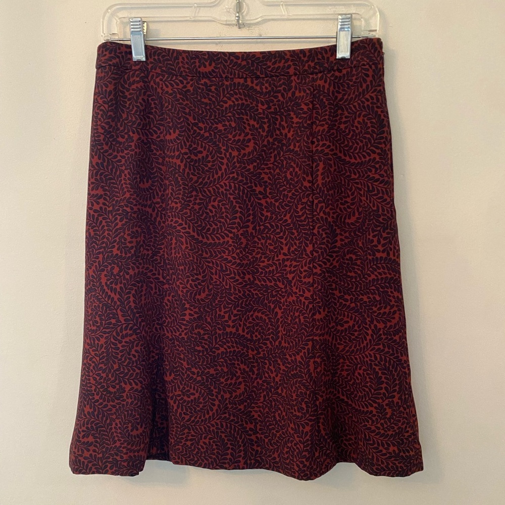 Ann Taylor LOFT women’s a-line skirt-side zip. Size 4.